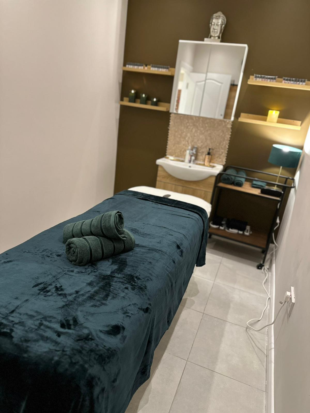 Massage at Chiswick